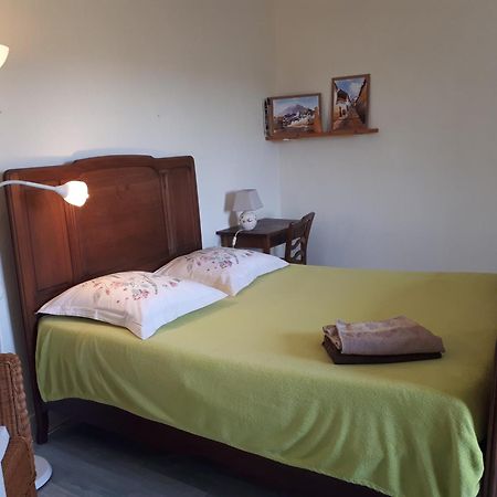 L'Orme-Vial Bed & Breakfast Сан-Галмиер Екстериор снимка